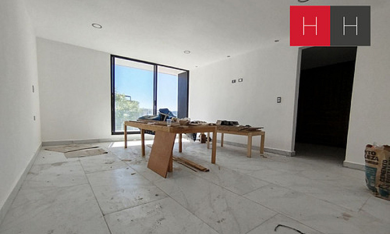 Casa En Venta En Lom...
