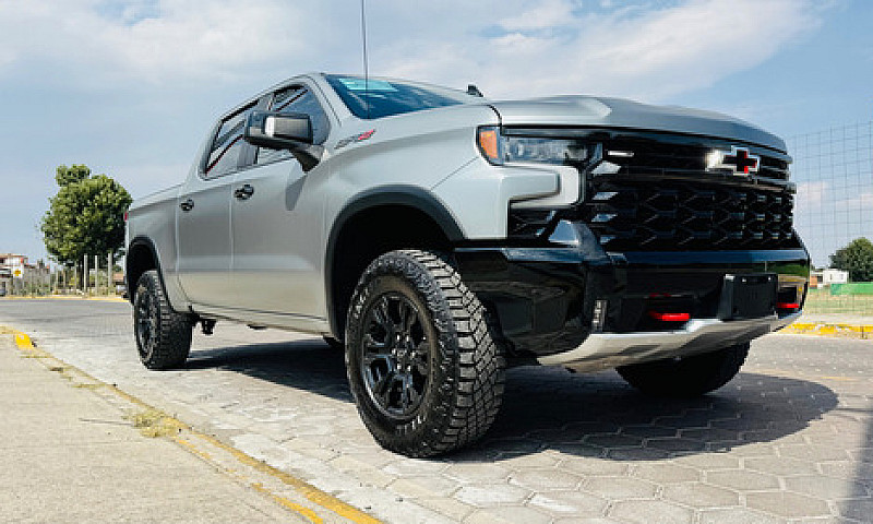 Chevrolet Cheyenne 6...