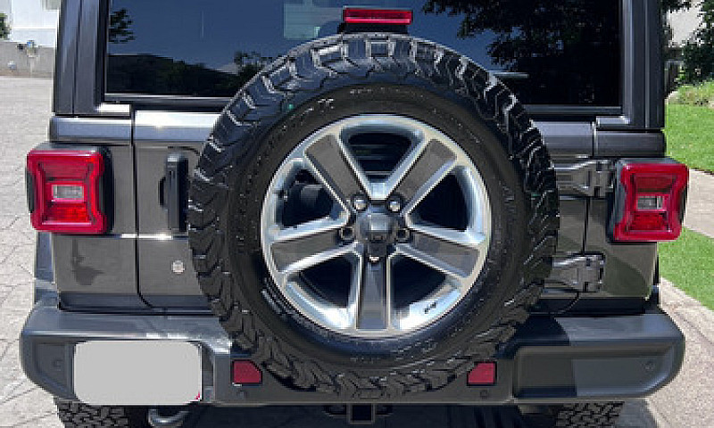 Jeep Wrangler 3.7 Un...