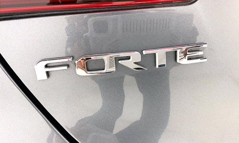 Kia Forte 2020...