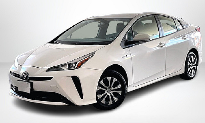 Toyota Prius 2021...