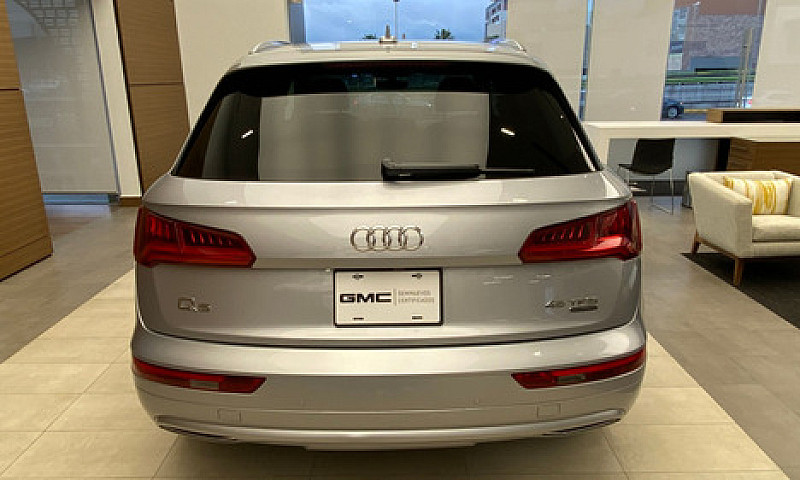 Audi Q5 2020...