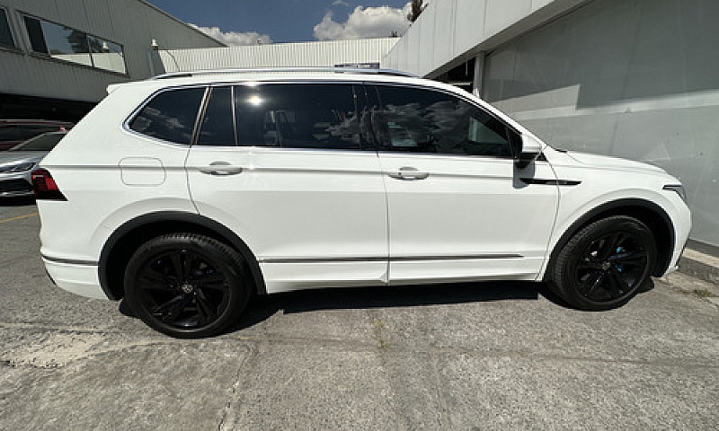 Volkswagen Tiguan 2....