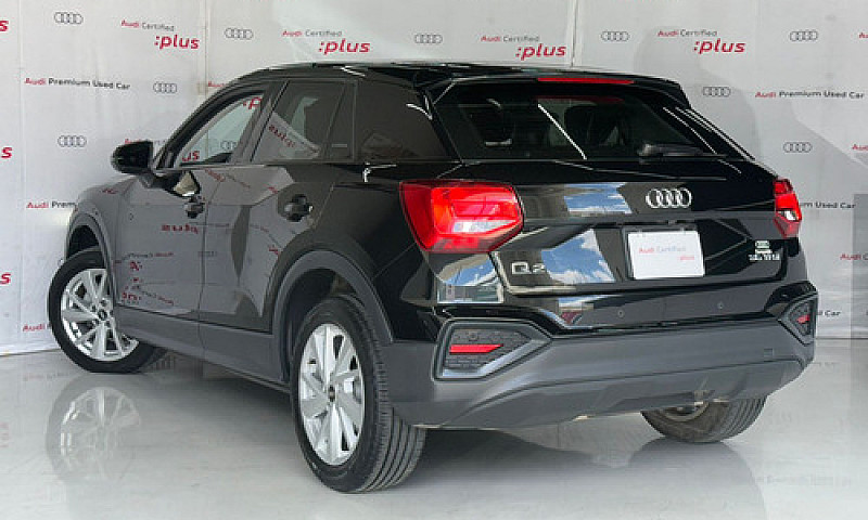 Audi Q2 2021...