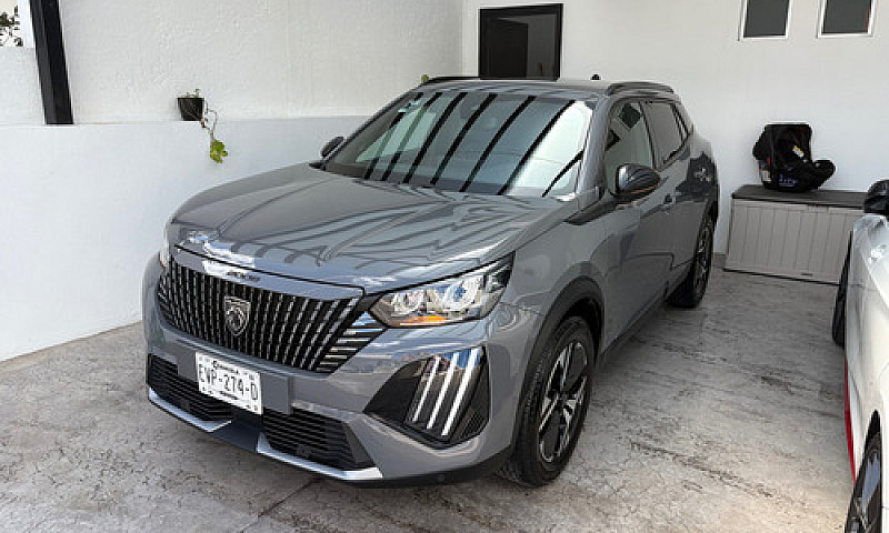 Peugeot 2008 1.2T Pu...