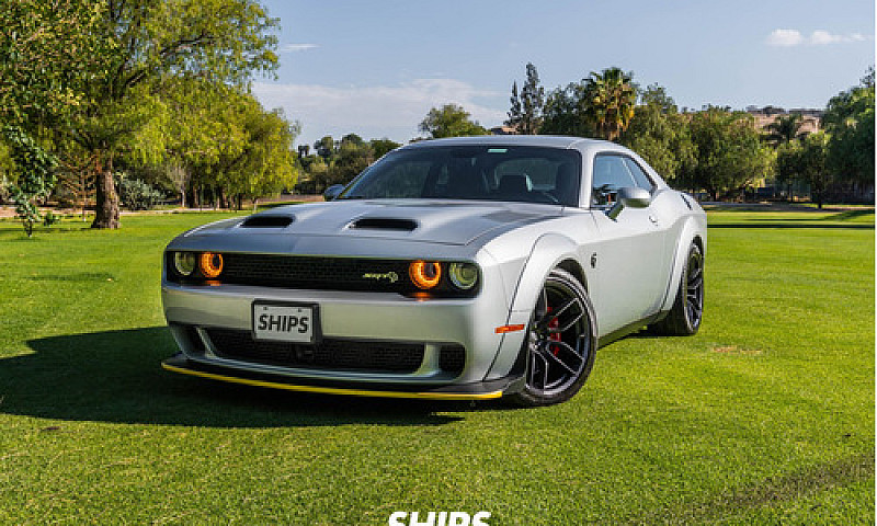 Dodge Challenger 201...