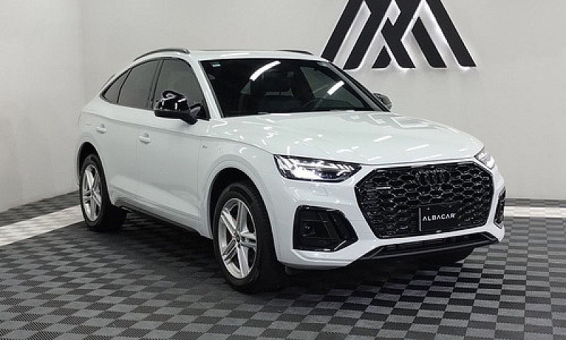 Audi Q5 2023...