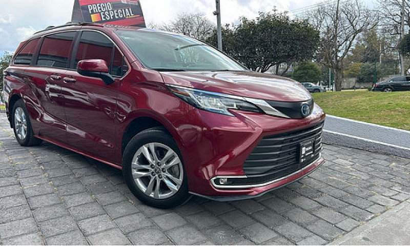 Toyota Sienna 2022...