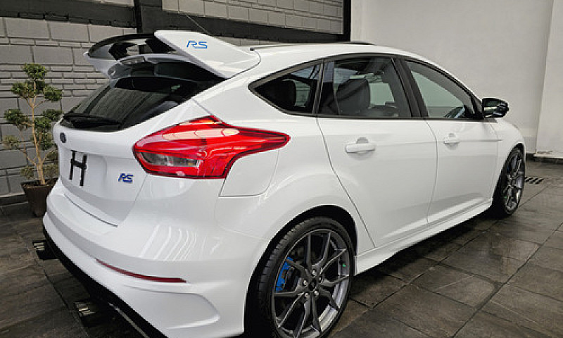 Ford Focus 2.3 Rs Mt...
