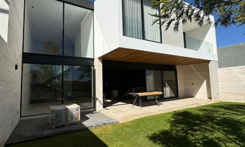 Casa Vancouver - La ...