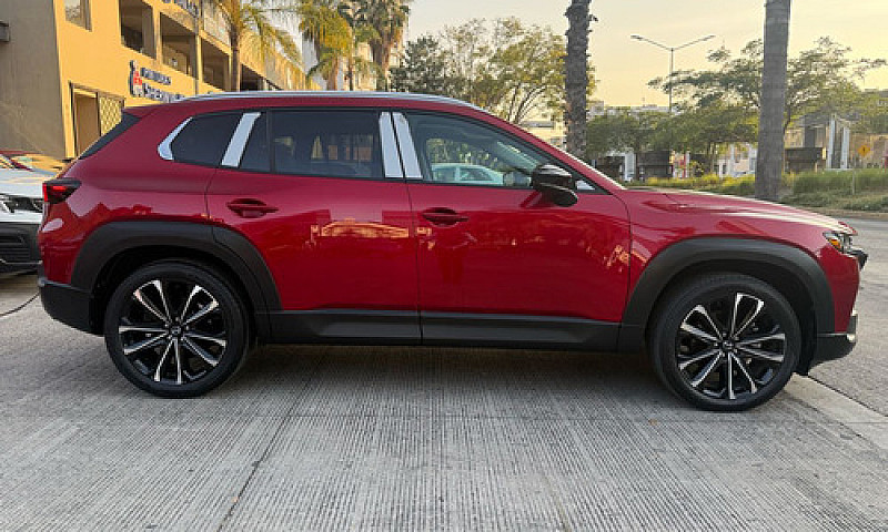 Mazda Cx50 2024...