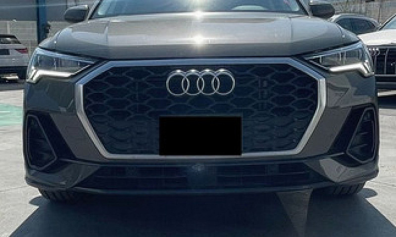 Audi Q3 2023...