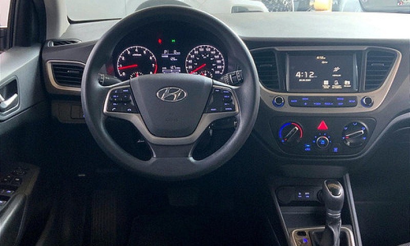 Hyundai Accent 2019...