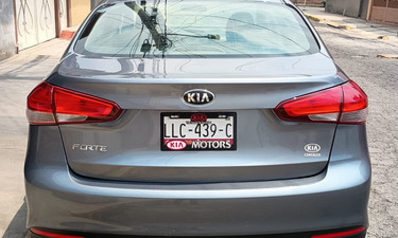Kia Forte 2.0 Lx Mt...