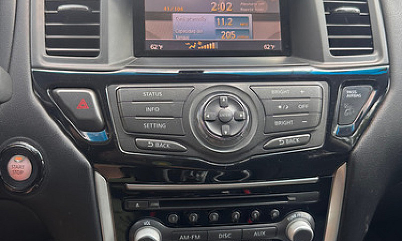 Nissan Pathfinder Hy...