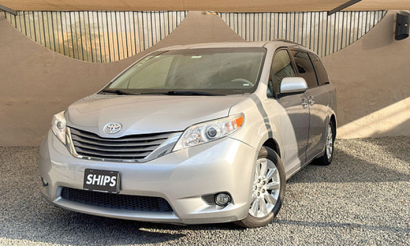 Toyota Sienna 2012...