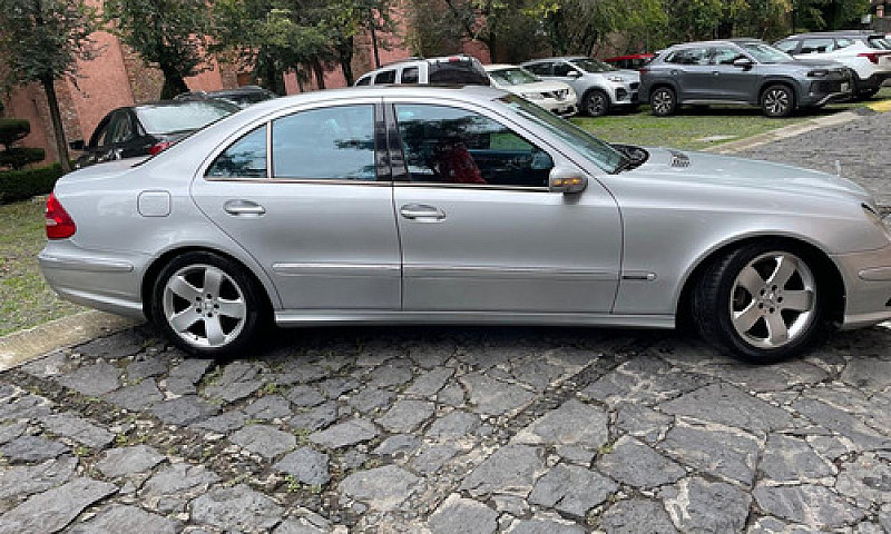 Mercedes Benz E350 4...