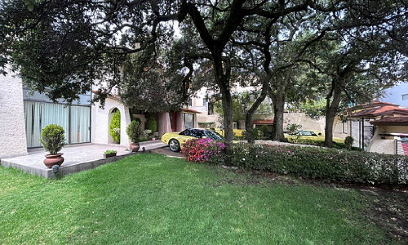Casa En Venta En Lom...
