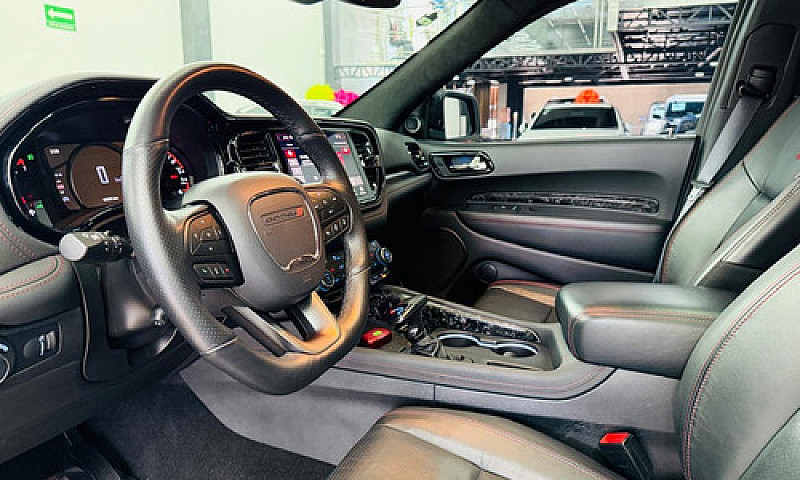 Dodge Durango 5.7 V8...