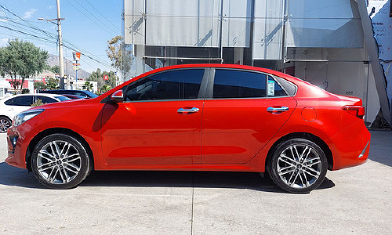 Kia Rio 2023...