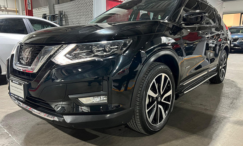 Nissan X-Trail 2.0 E...