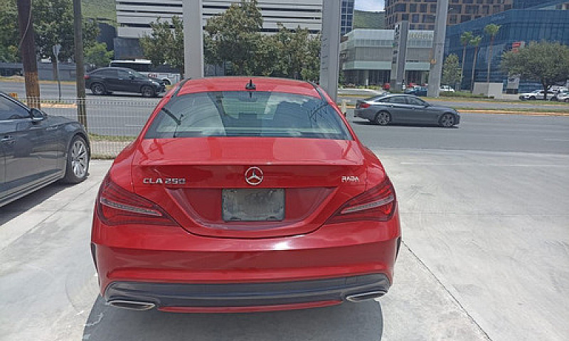 Mercedes Benz Clase ...