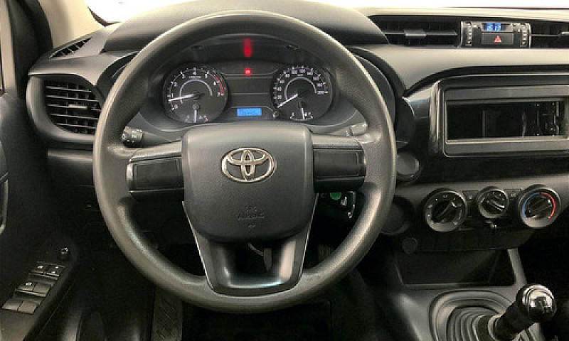 Toyota Hilux 2019...