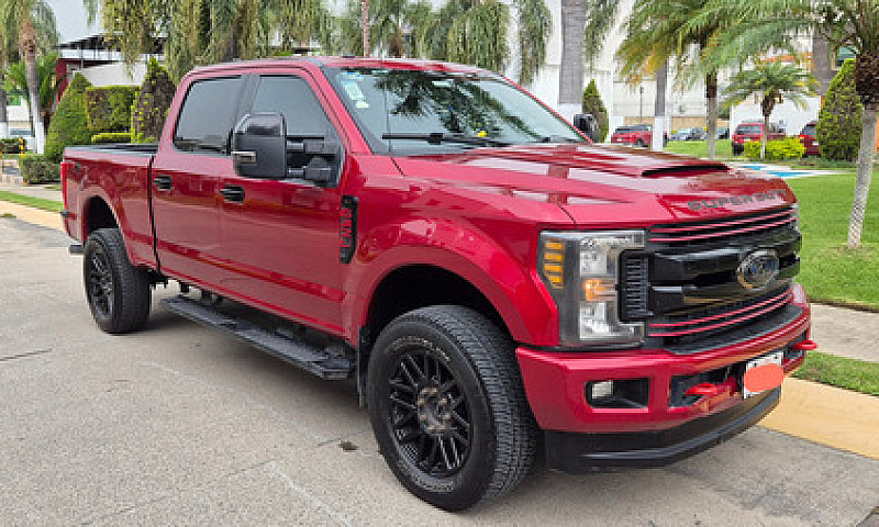 Ford F-250 6.7L Supe...