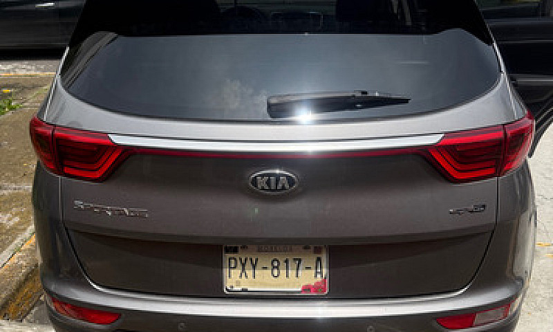 Kia Sportage 2.4 Sxl...