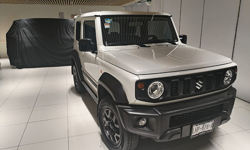 Suzuki Jimny 2023...