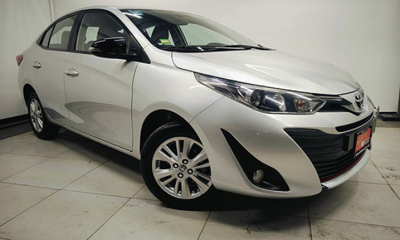 Toyota Yaris 2019...