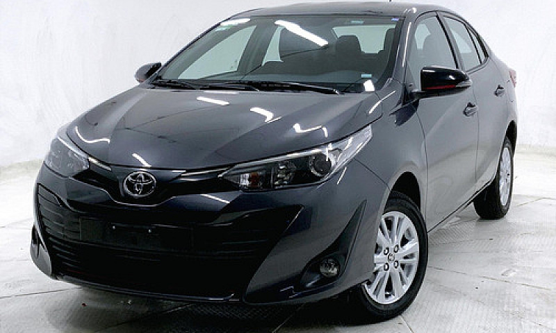 Toyota Yaris 2020...