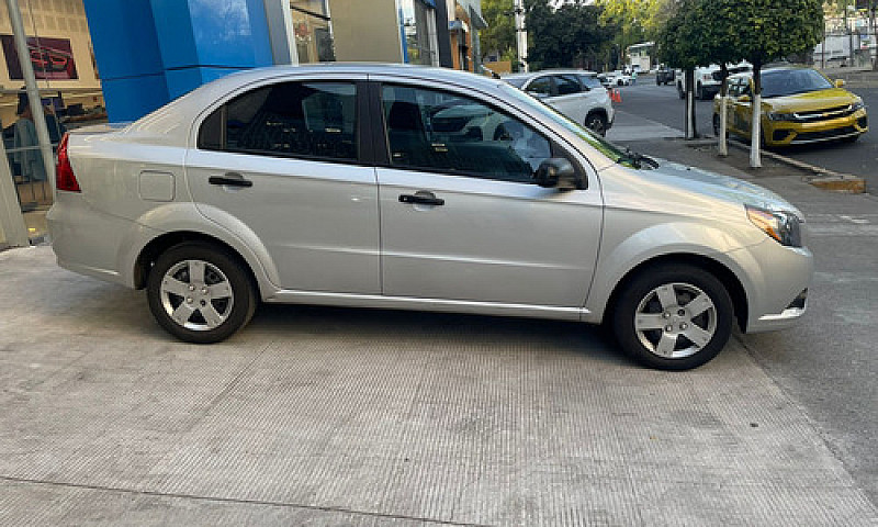 Chevrolet Aveo 2015...