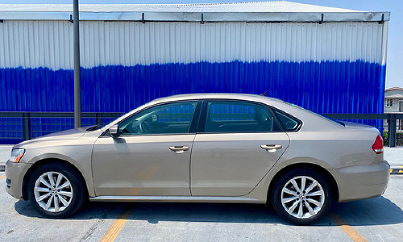 Volkswagen Passat 2....