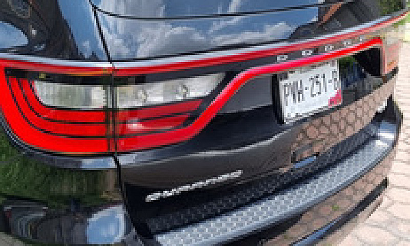 Dodge Durango 5.7 V8...
