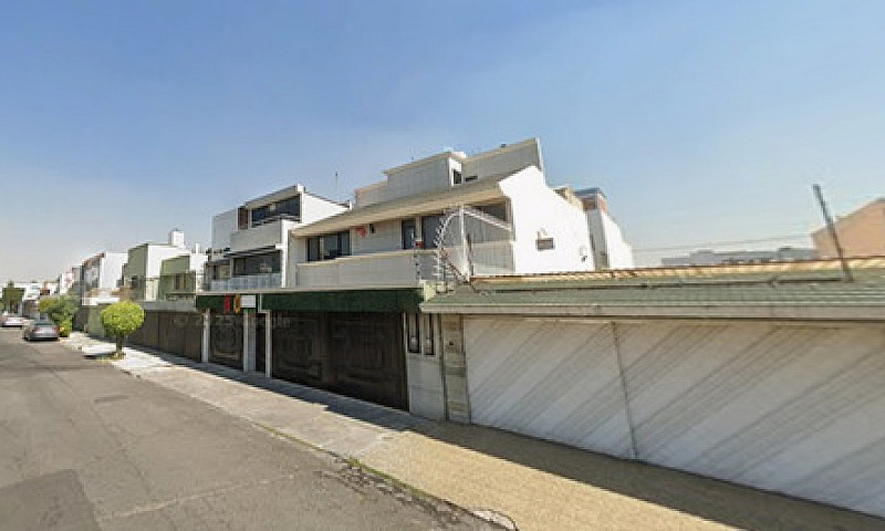 Casa En Venta P.º De...