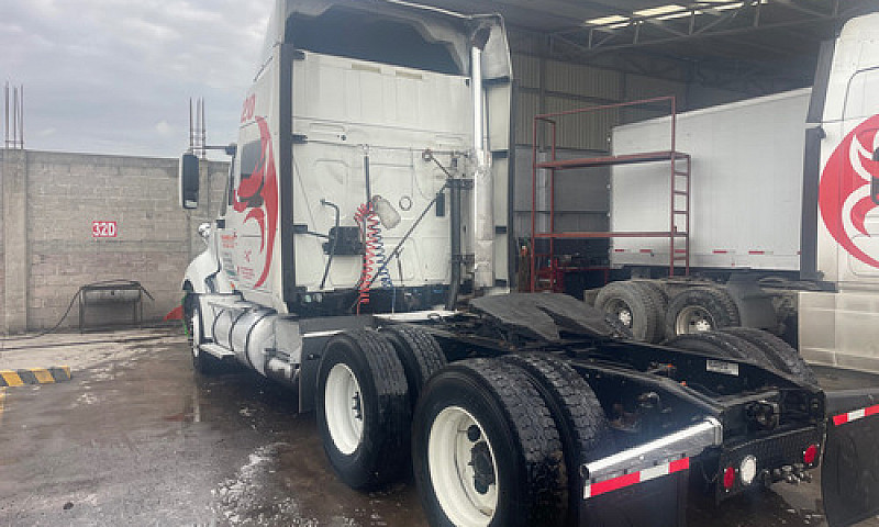Tractocamion Interna...