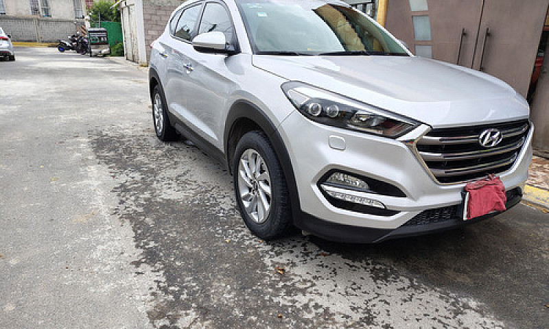 Hyundai Tucson 2.0 L...
