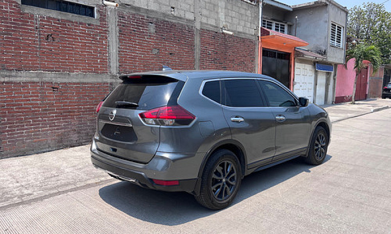 Nissan X-Trail 2.5 S...