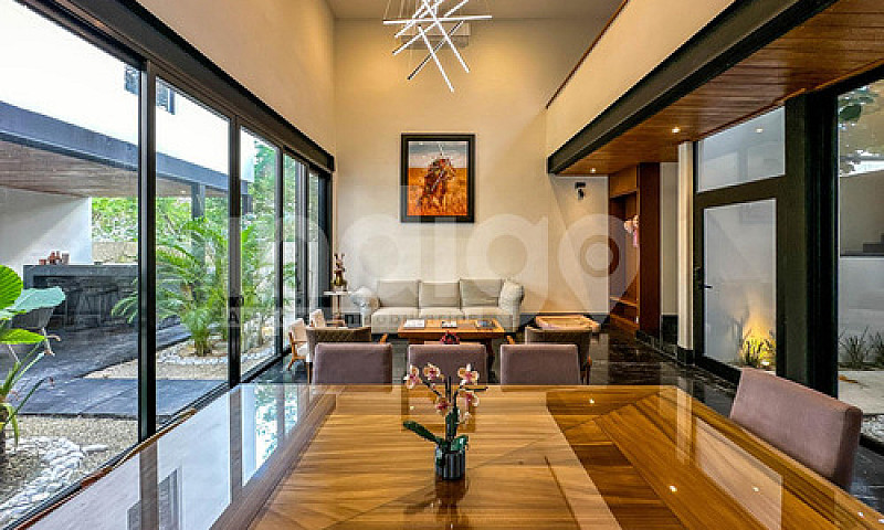 Casa En Venta En Mér...