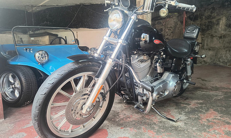Harley Davidson Dyna...