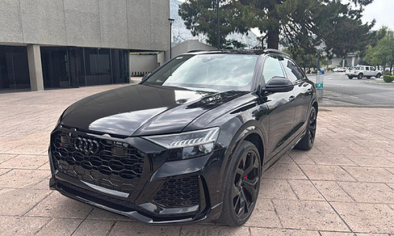 Audi Q8 Rs 2021...