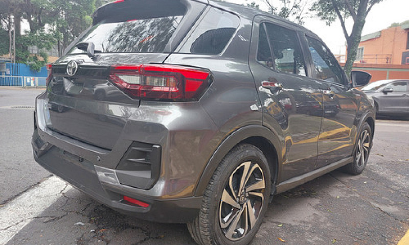 Toyota Raize 1.0T Xl...