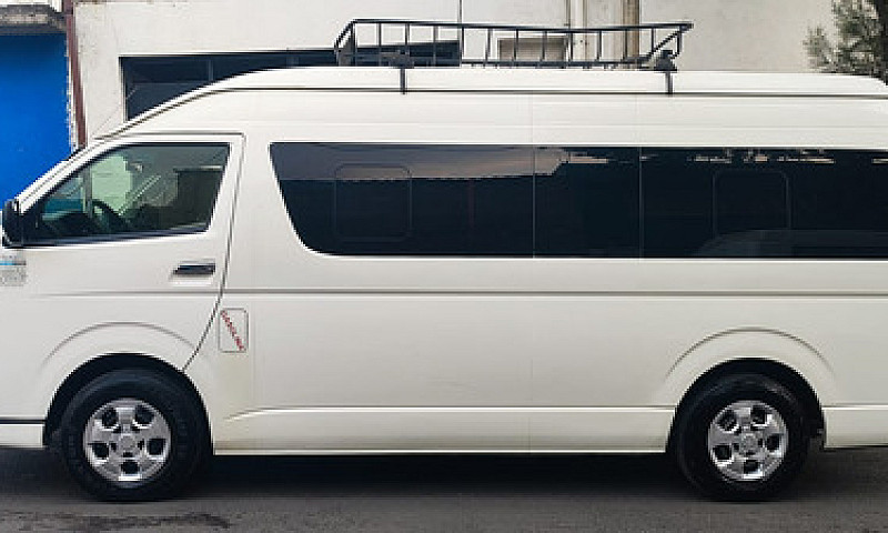 Toyota Hiace 2.7 Bus...