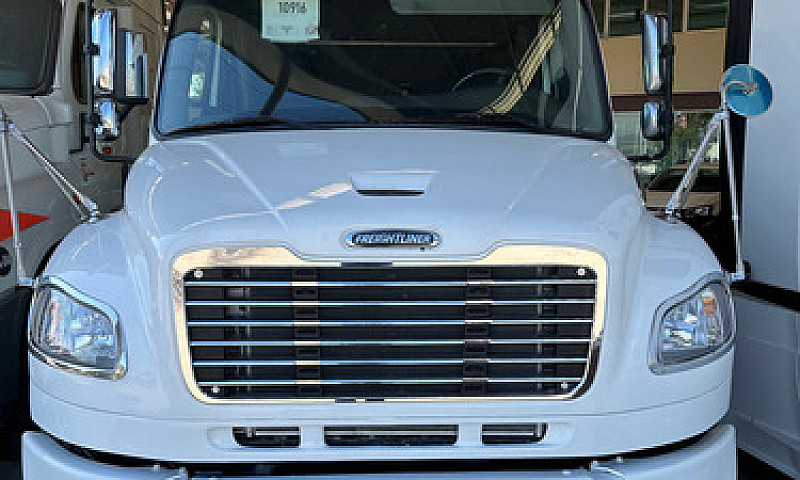 Freightliner M2 Año ...
