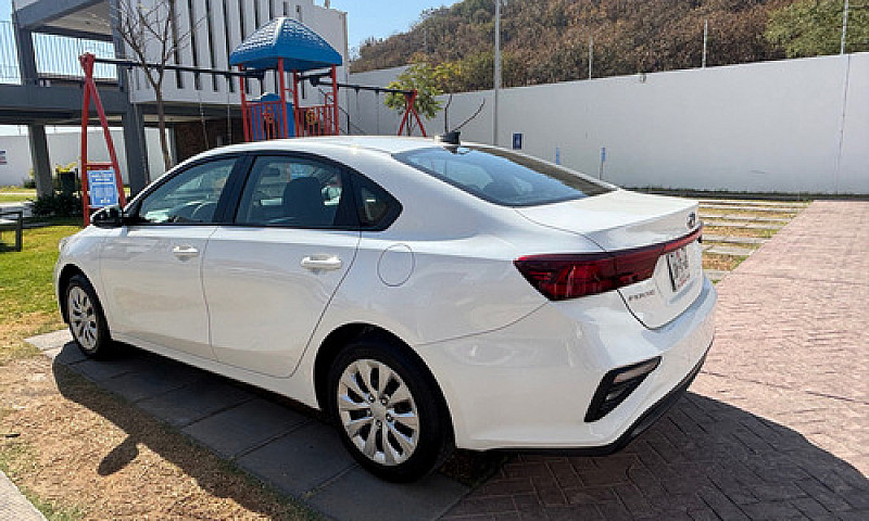 Kia Forte 2.0 Lx Mt...