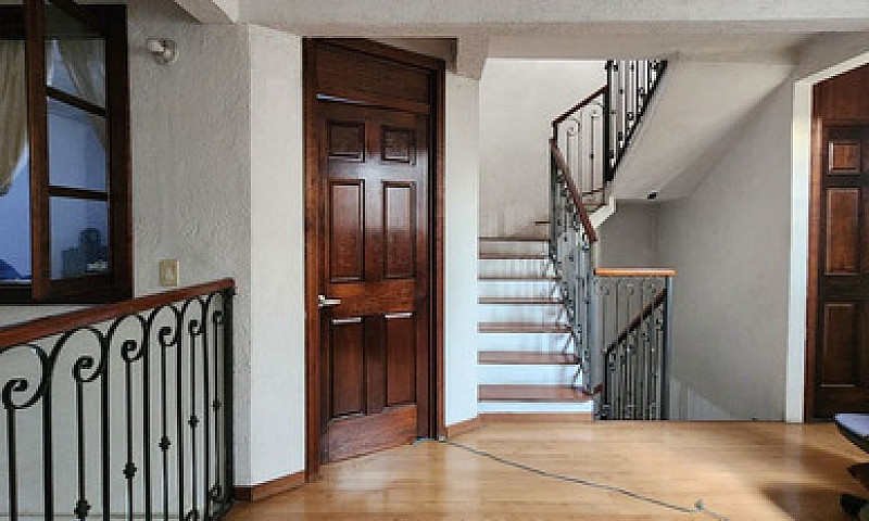 Casa De 3 Pisos Con ...