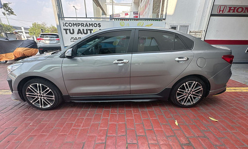 Kia Rio 2022...