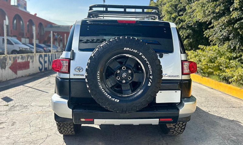 Toyota Fj Cruiser 20...