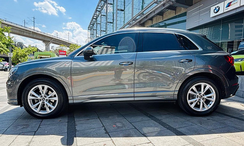 Audi Q3 1.4 S Line 1...